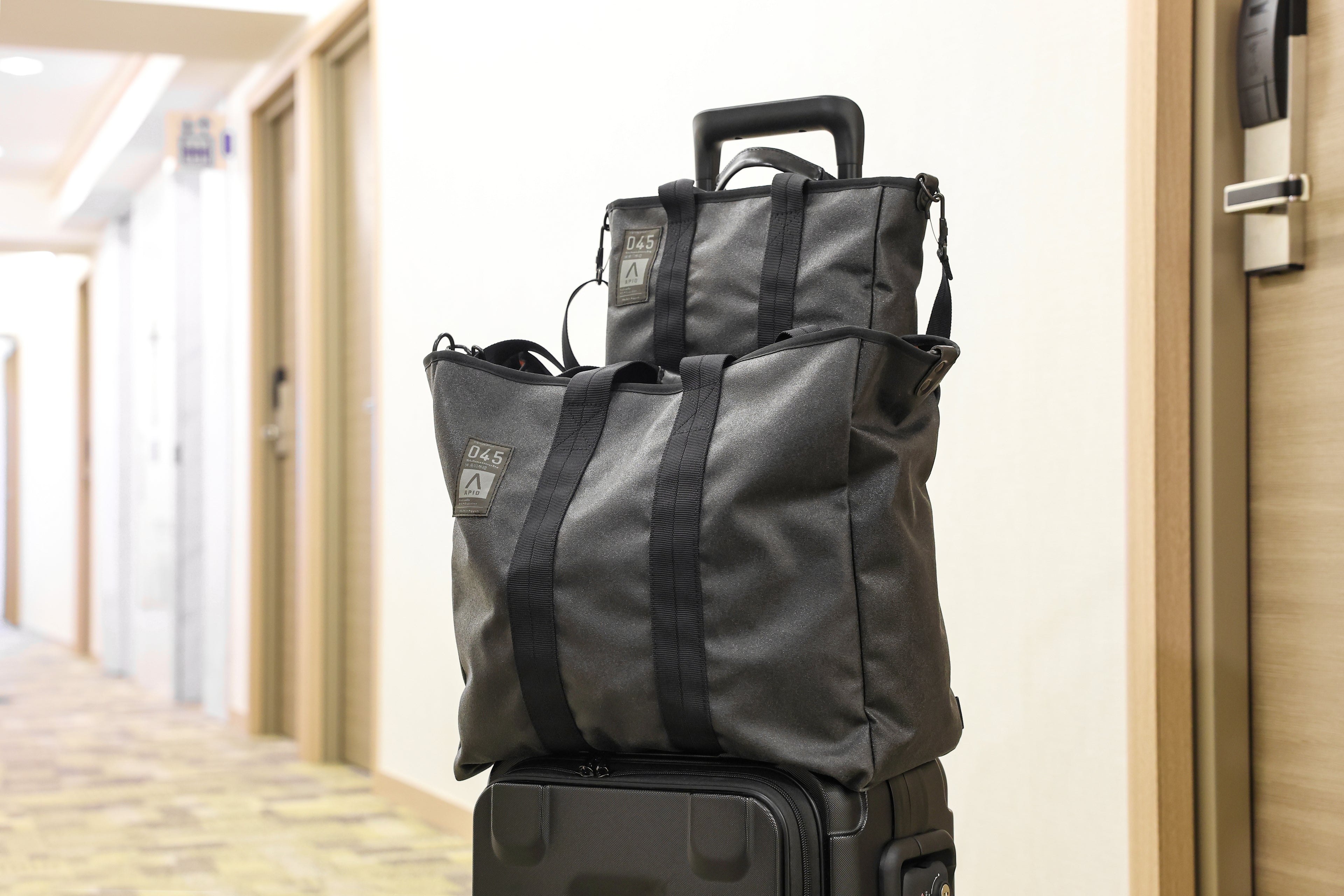APIO x 横濱帆布鞄・Utility Carrying Bag（Black）Medium（ミディアムサイズ）